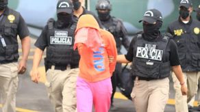 La exfuncionaria del Órgano Judicial supuestamente brindaba información confidencial a un grupo criminal.