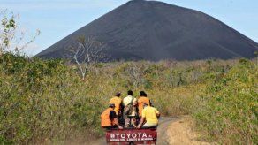 Nicaragua mantiene alerta preventiva por volcán San Cristóbal