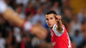Arsenal busca retener a Van Persie