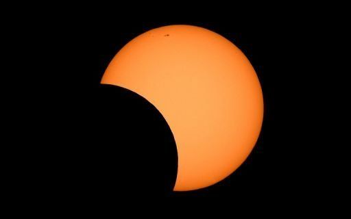 Australia presencia el primer eclipse anular de 2013
