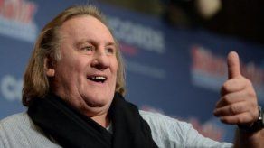 Depardieu rueda en Chechenia con Liz Hurley su primera película en Rusia