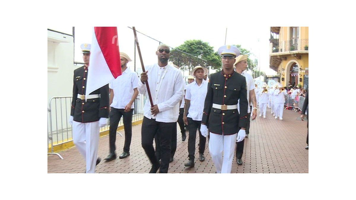 La selección mayor de Panamá le rinde honor a la patria