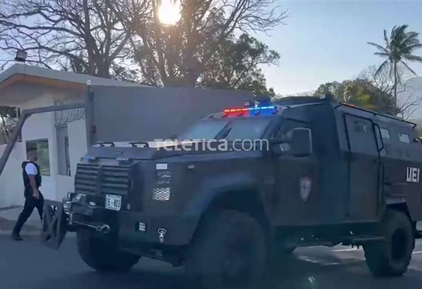 Teletica dio seguimiento al traslado de Cholo Chorrillo.