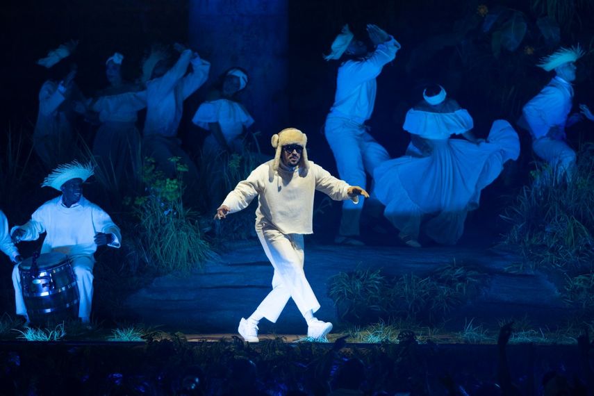 &nbsp;Rubén Blades y Bad Bunny cantan juntos en el Coliseo de Puerto Rico.