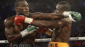 Stevenson retiene título mundial