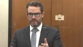 Barry Brodd, expolicía de Santa Rosa, aborda caso de George Floyd﻿