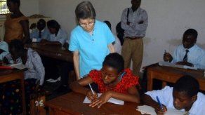 El papa expresa su tristeza por el asesinato de tres monjas en Burundi
