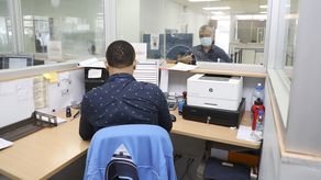 Anuncian el cierre de las oficinas públicas por fiestas del Carnaval 2025.