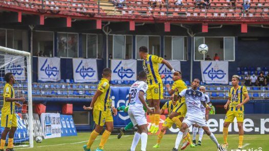 LPF: Veraguas y Universitario empatan en semifinal de ida