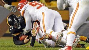Steelers ganan a Chiefs; pierden a  Roethlisberger