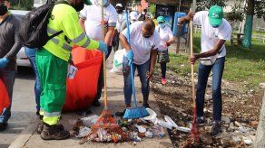 Realizaron jornada de limpieza de playas