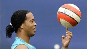El FC Barcelona busca excusas para vender a Ronaldinho
