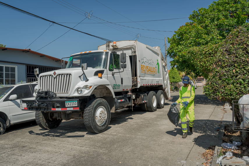 Revisalud informa que sus operaciones se ven afectadas por el incendio en Cerro Patacón.