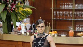 Chanel crea bistró francés para show