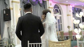 Las bodas ficticias salvan el honor de las madres solteras en Vietnam