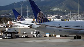 En diciembre, los fabricantes Airbus y Boeing también expresaron preocupación sobre posibles perturbaciones en el instrumental de sus aparatos por la red 5G, en una carta al Departamento de Transportes de Estados Unidos.