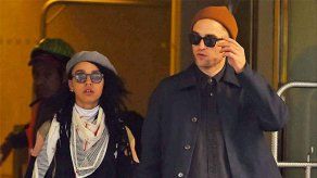 Robert Pattinson y FKA twigs comparten todo y más