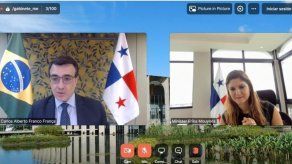 La canciller de Panamá, Erika Mouynes y su homólogo de Brasil, Carlos Alberto França.