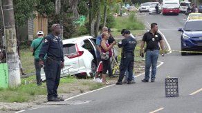 Matan a hombre en Colón a disparos y su hija queda hospitalizada