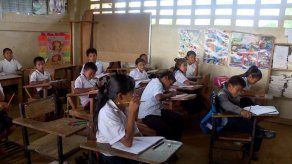 Diputados de América Latina analizan cómo extender la educación de calidad