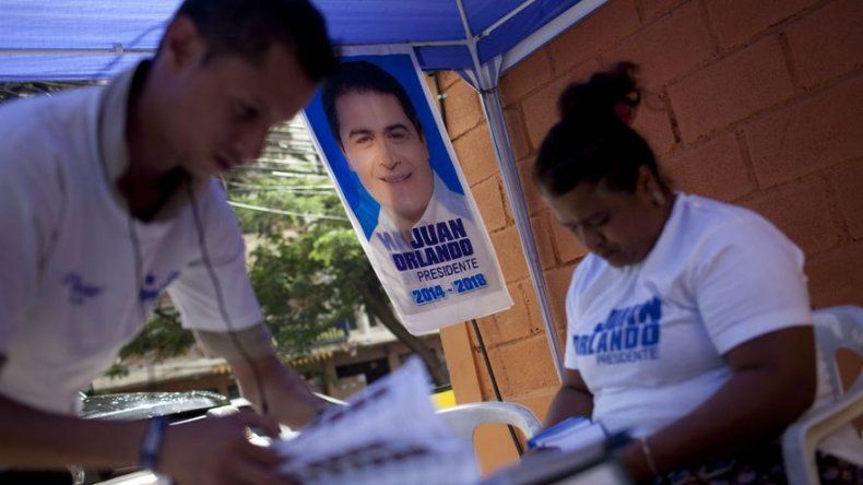 Inician elecciones en Honduras que definirán si continúa o no el bipartidismo