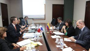 Ministros de Comercio de Panamá y Colombia buscan solución a conflicto arancelario