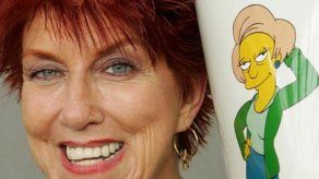 Fallece actriz que daba voz a la profesora Edna Krabappel en The Simpsons
