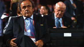 Rumenigge: Platini será un buen presidente de la FIFA