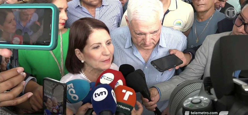 Marta Linares de Martinelli presenta documentación de postulación como vicepresidenta