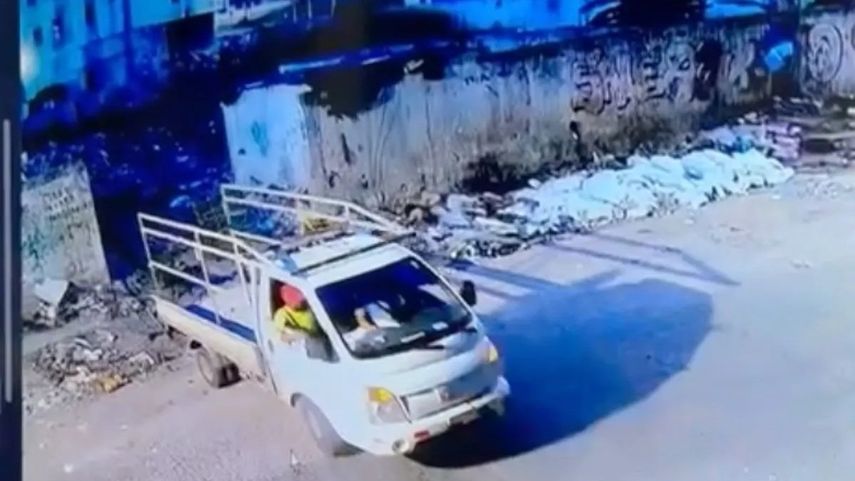 Mayer Mizrachi denuncia acumulación de basura tras recolección de desechos en la ciudad.