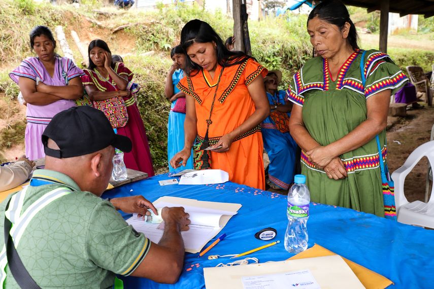 Pago de los programas sociales del MIDES