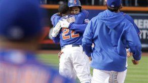 DArnaud da triunfo a Mets en la 12ma