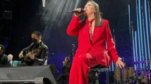 Ana Gabriel es abucheada tras hablar de política durante concierto