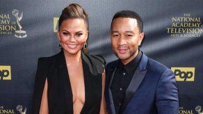 Chrissy Teigen y John Legend tendrán un bebé precioso