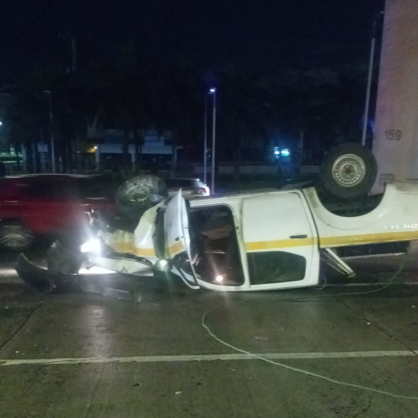 Conductor de vehículo del Estado registra 84 grados de alcoholemia.