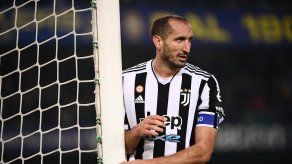 El capitán de la Juventus Giorgio Chiellini positivo de COVID-19