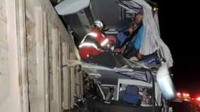 Siete muertos y diez heridos tras accidente carretero en el oeste de México