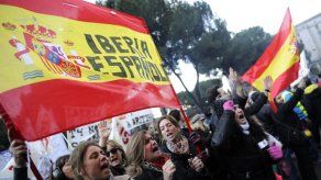 España acelera su crecimiento y mejora su previsión para 2015 (banco central)
