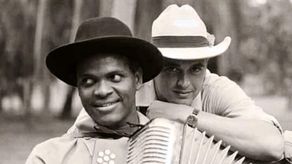 Omar Geles y Carlos Vives en Escalona.