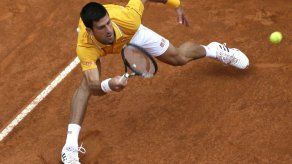 Djokovic y Wawrinka se clasifican a octavos de Wimbledon