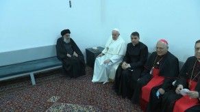 El papa y el ayatolá Sistani abogan por la paz en histórico encuentro en Irak El papa y el ayatolá Sistani abogan por la paz en histórico encuentro en Irak
