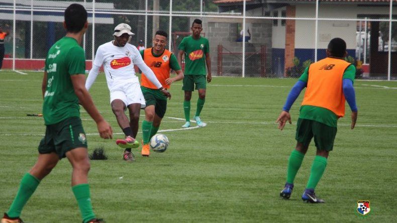 Jorge Dely Valdés elige a sus 18 jugadores para torneo Sub-19 de la UNCAF