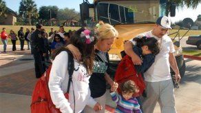 Padres cuestionan respuesta de policía contra estudiante en Texas