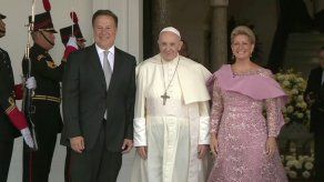 Papa Francisco se reunió con Varela en el Palacio de las Garzas Papa Francisco se reunió con Varela en el Palacio de las Garzas