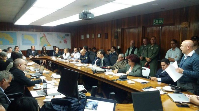 Costa Rica decreta emergencia nacional ante próxima llegada de huracán Otto