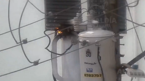 Sistema de videovigilancia de la Alcaldía de Panamá detecta incendio en un transformador.
