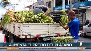 Vía Panamericana en Santiago continúa bloqueada