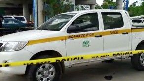 Sujetos roban vehículo del Mida Sujetos roban vehículo del Mida