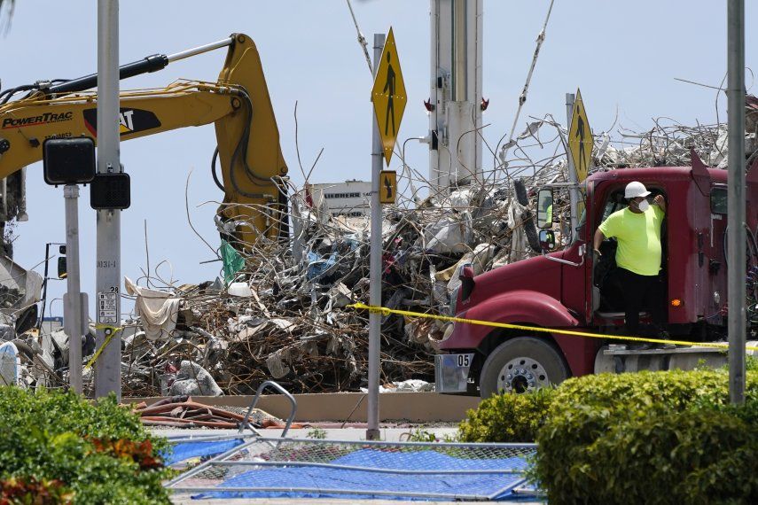 Cerca de concluir recuperación de restos en torre de Miami