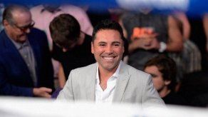 Fallan en contra de mujer que demandó a de La Hoya